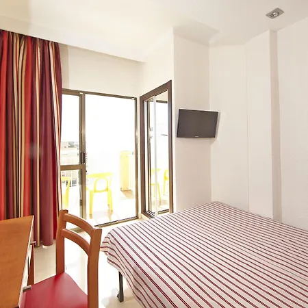 Mll Caribbean Bay Hotel