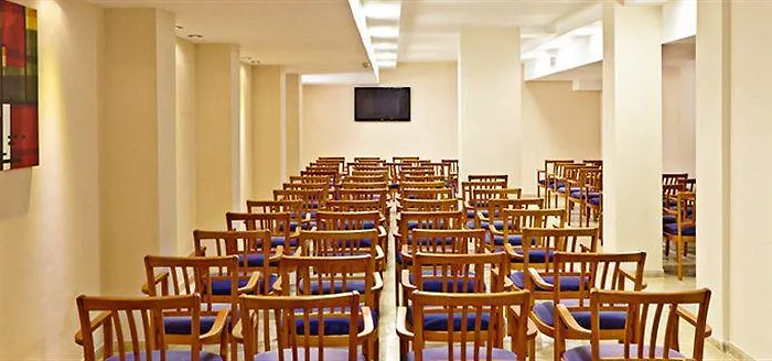 Mll Caribbean Bay Otel