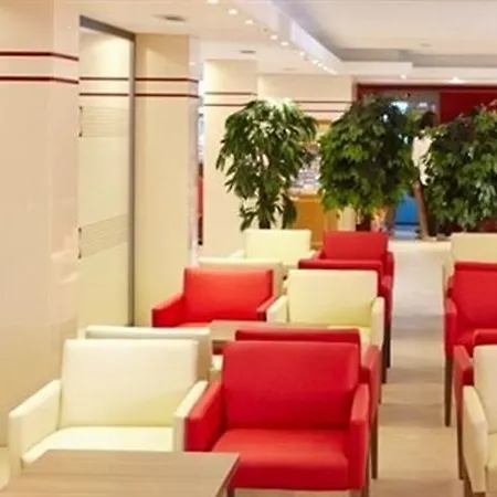 Mll Caribbean Bay Hotel