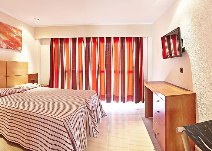 Hotel Mll Caribbean Bay El Arenal (Mallorca)