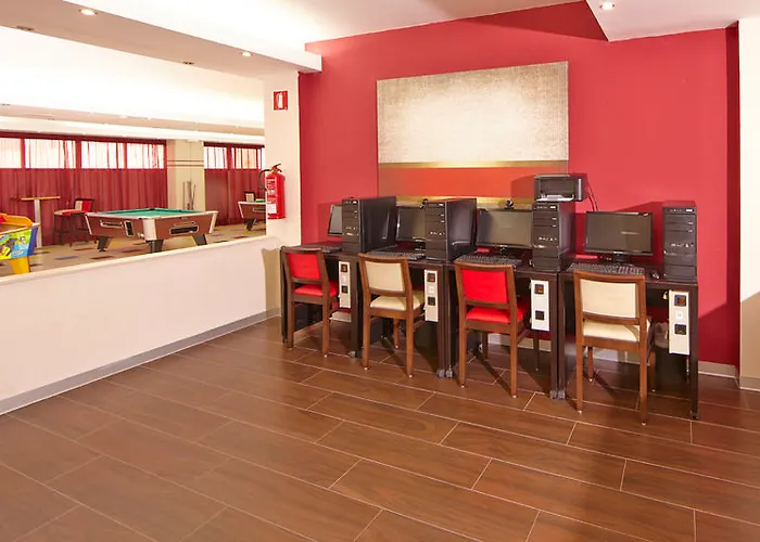 Mll Caribbean Bay Hotel